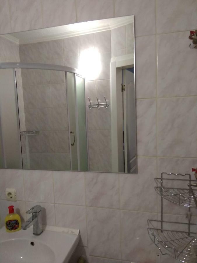 Khmelʼnytsʼkyy Студия В Центре Скала מראה חיצוני תמונה
